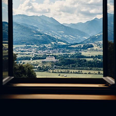 Tauroa Krenn Hotel Purgg Bagian luar foto