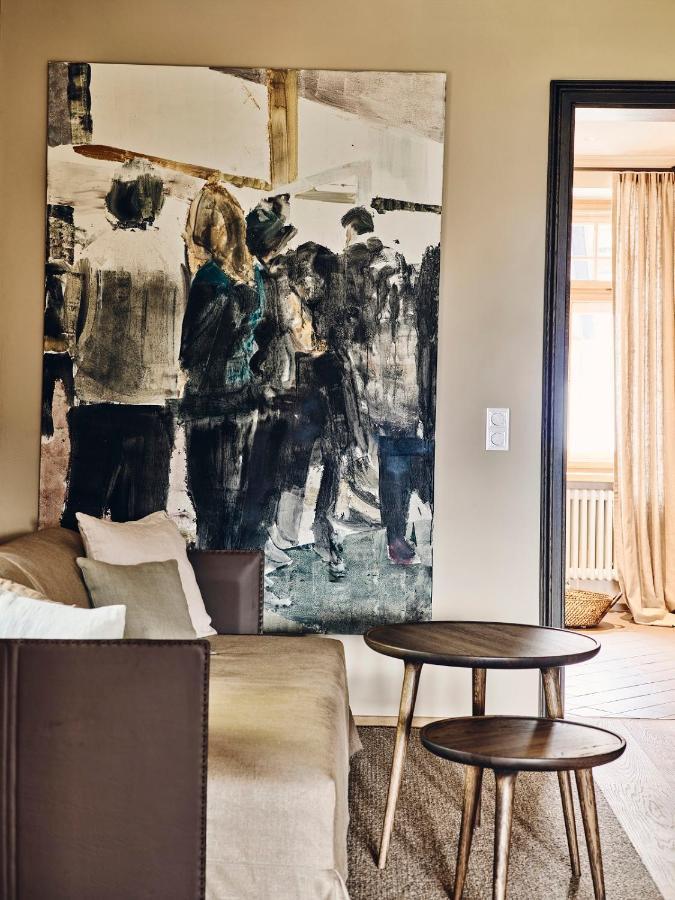 Tauroa Krenn Hotel Purgg Bagian luar foto