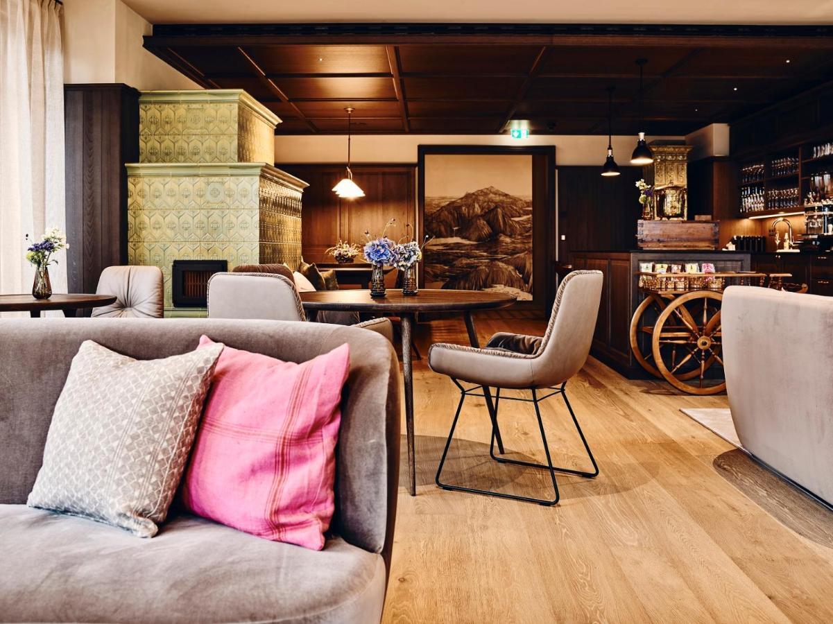 Tauroa Krenn Hotel Purgg Bagian luar foto
